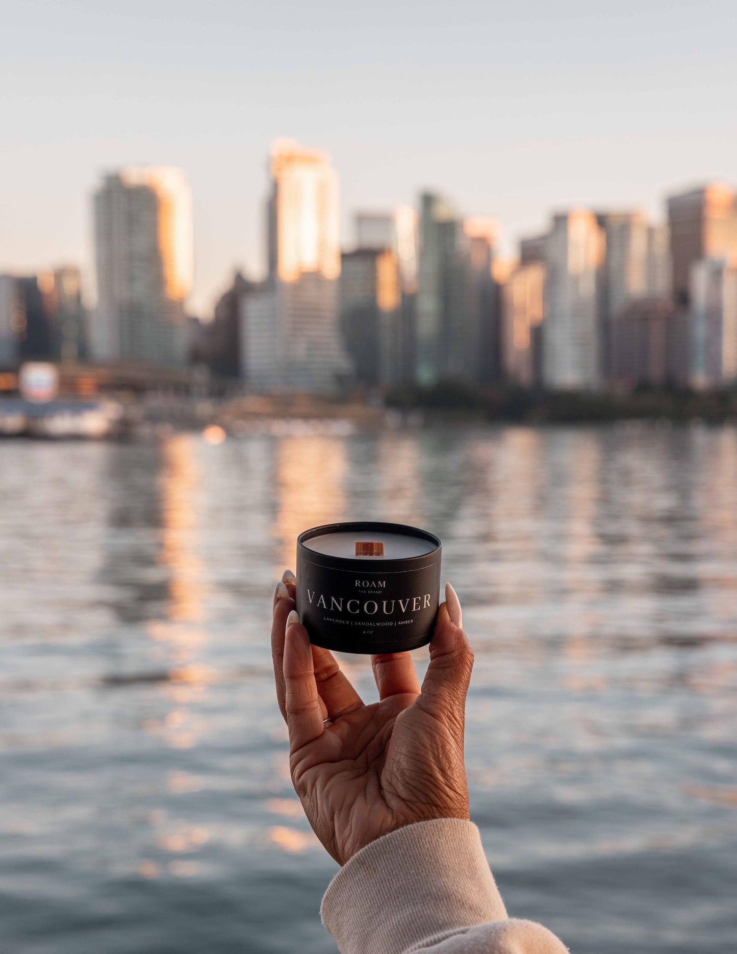 VANCOUVER TRAVEL CANDLE